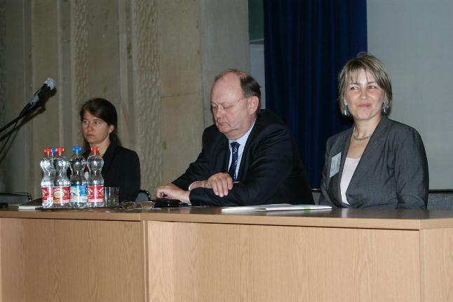 Rektor UŁ Włodzimierz Nykiel i Dyr. Centru Joanna Podolska